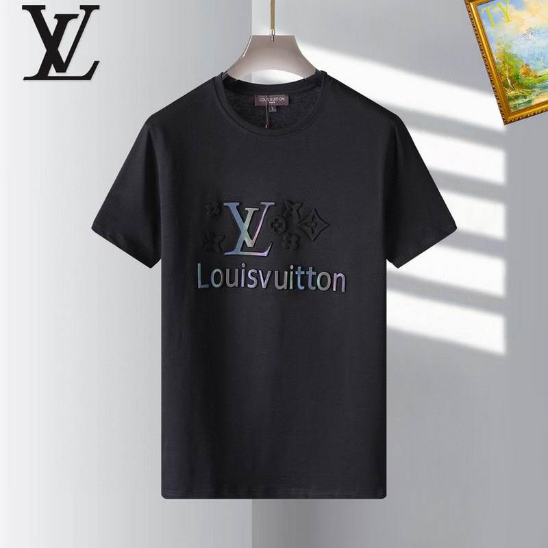 Louis Vuitton Men's T-shirts 20